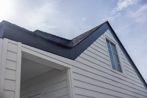 How To Choose The Right Materials for Your Siding Installation in 'Vinton, IA